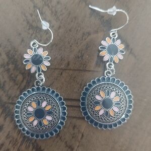 Flower earrings